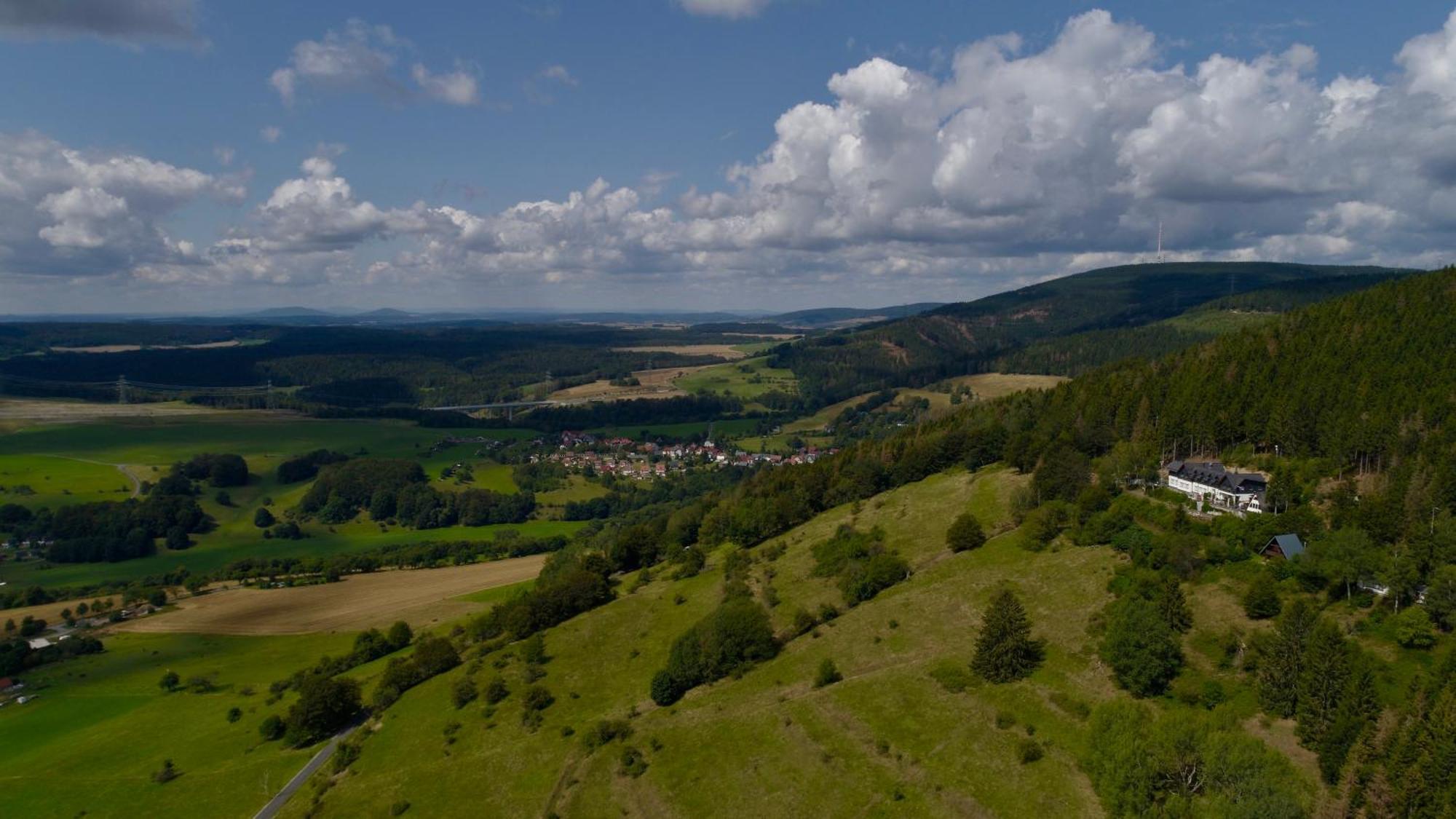 Die Triniushuette "Thueringens Schoenste Aussicht" Rauenstein Екстер'єр фото